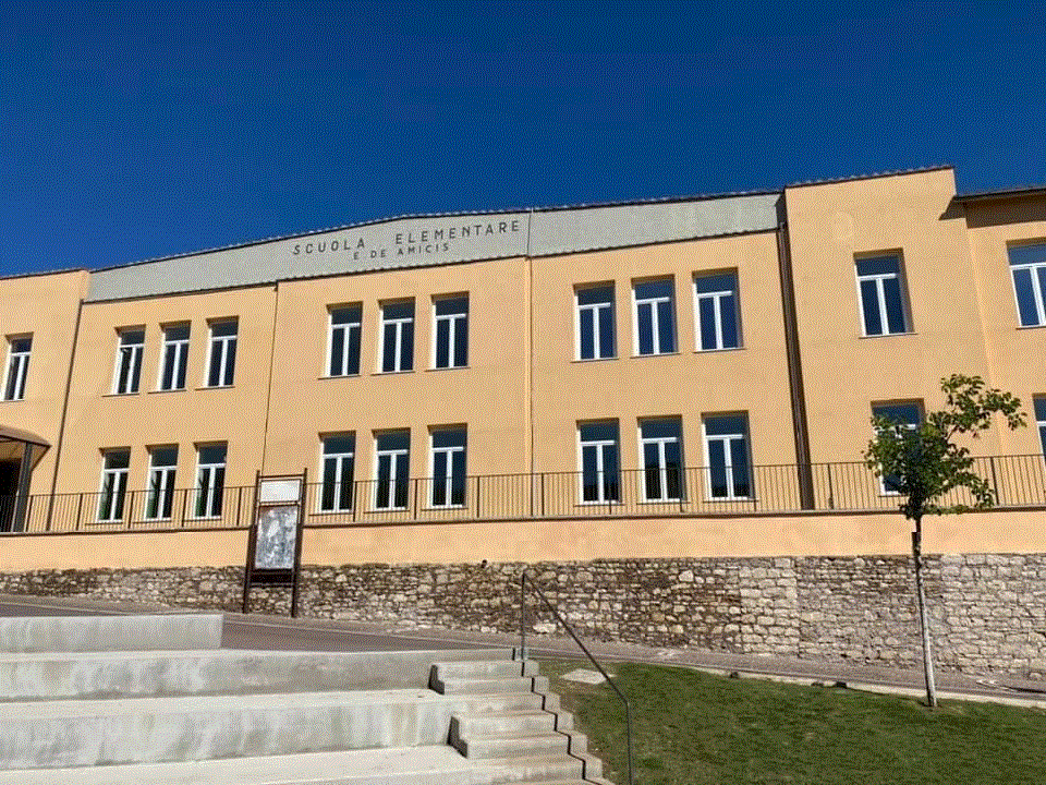 scuola.gif